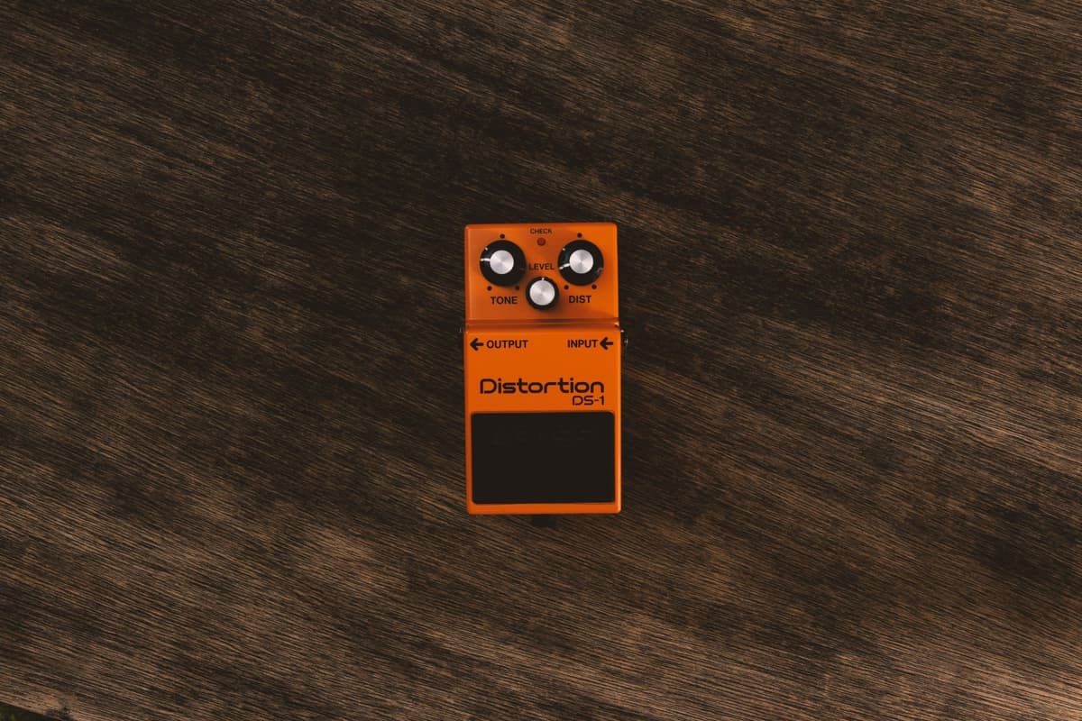 Best guitar pedals under $100