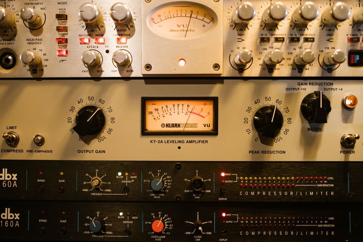 Pedal gain vs amp gain